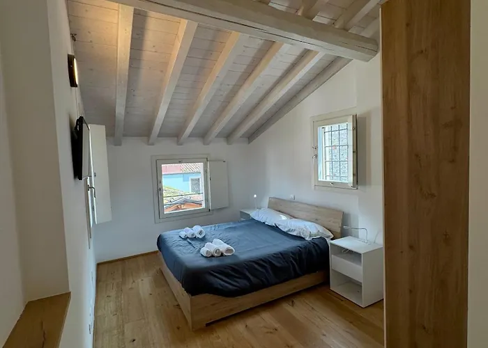 Loggia Tre Piazze * Brescia