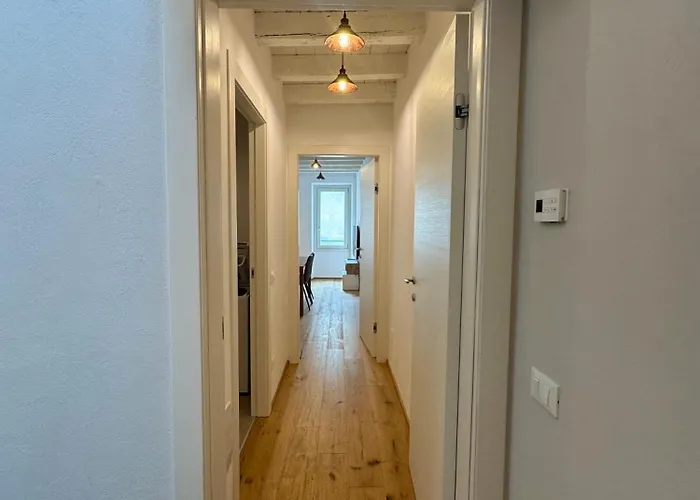 Loggia Tre Piazze Appartamento *